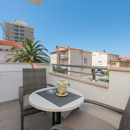 Apartmani Mona Makarska Exteriör bild