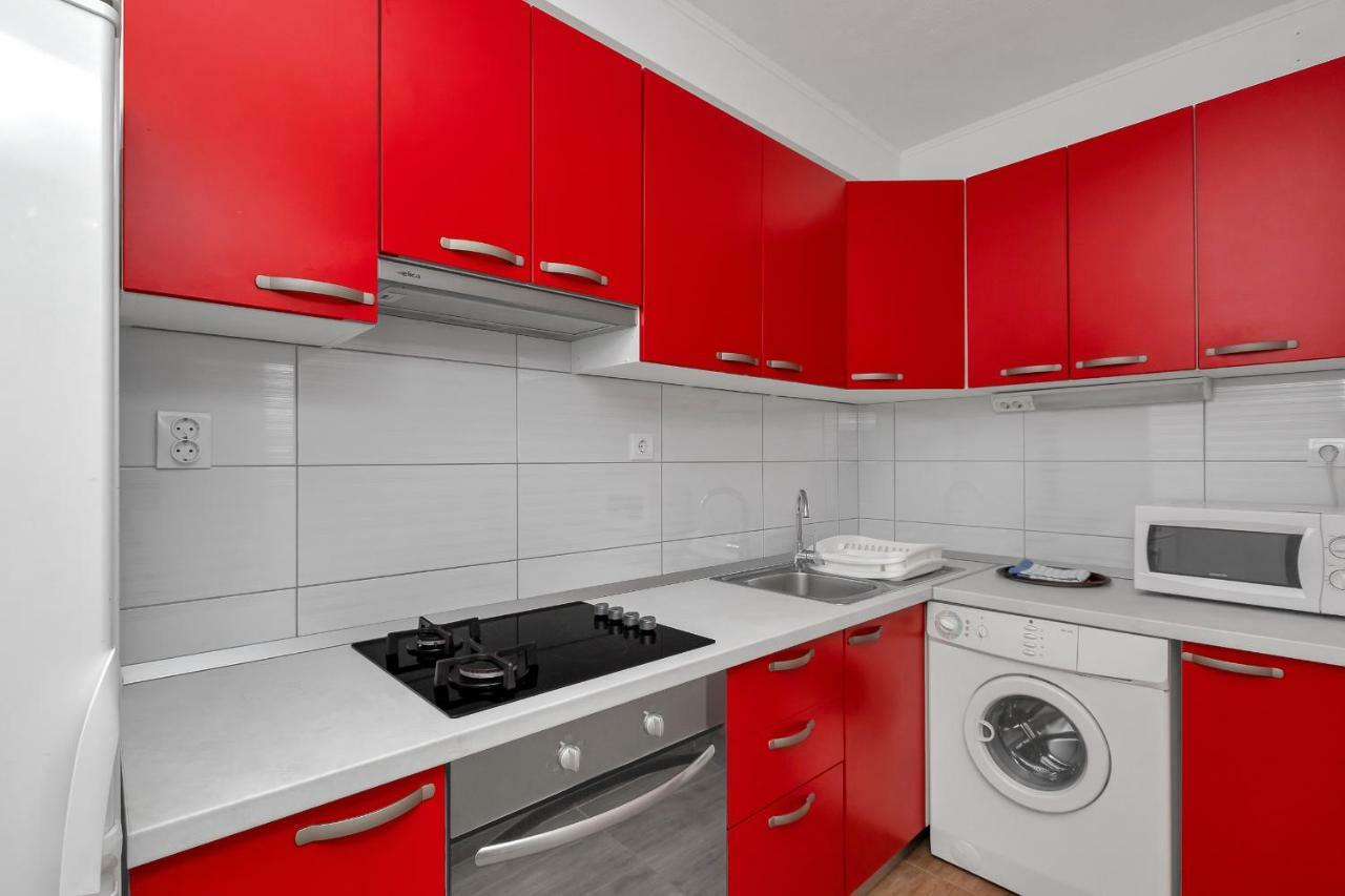 Apartmani Mona Makarska Exteriör bild