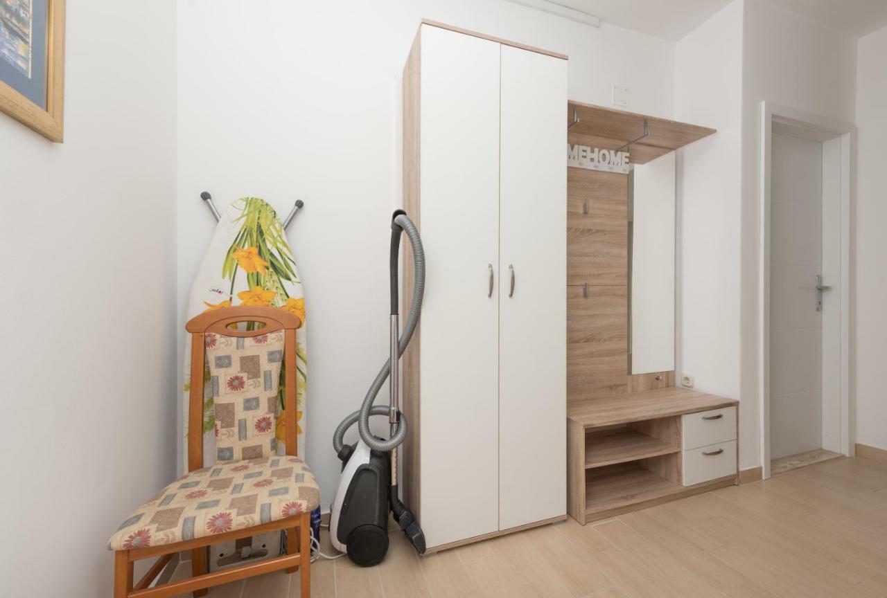 Apartmani Mona Makarska Exteriör bild