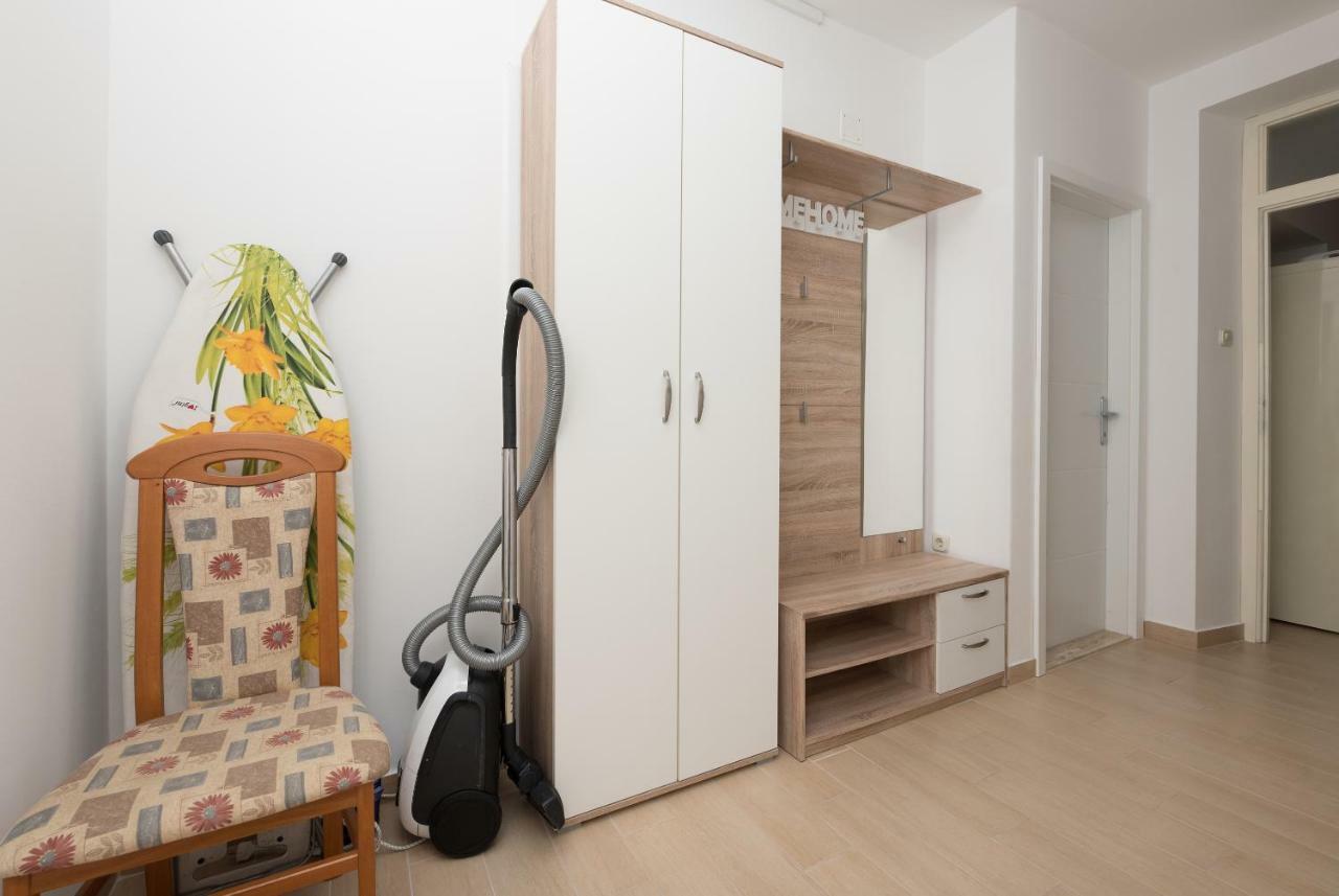 Apartmani Mona Makarska Exteriör bild