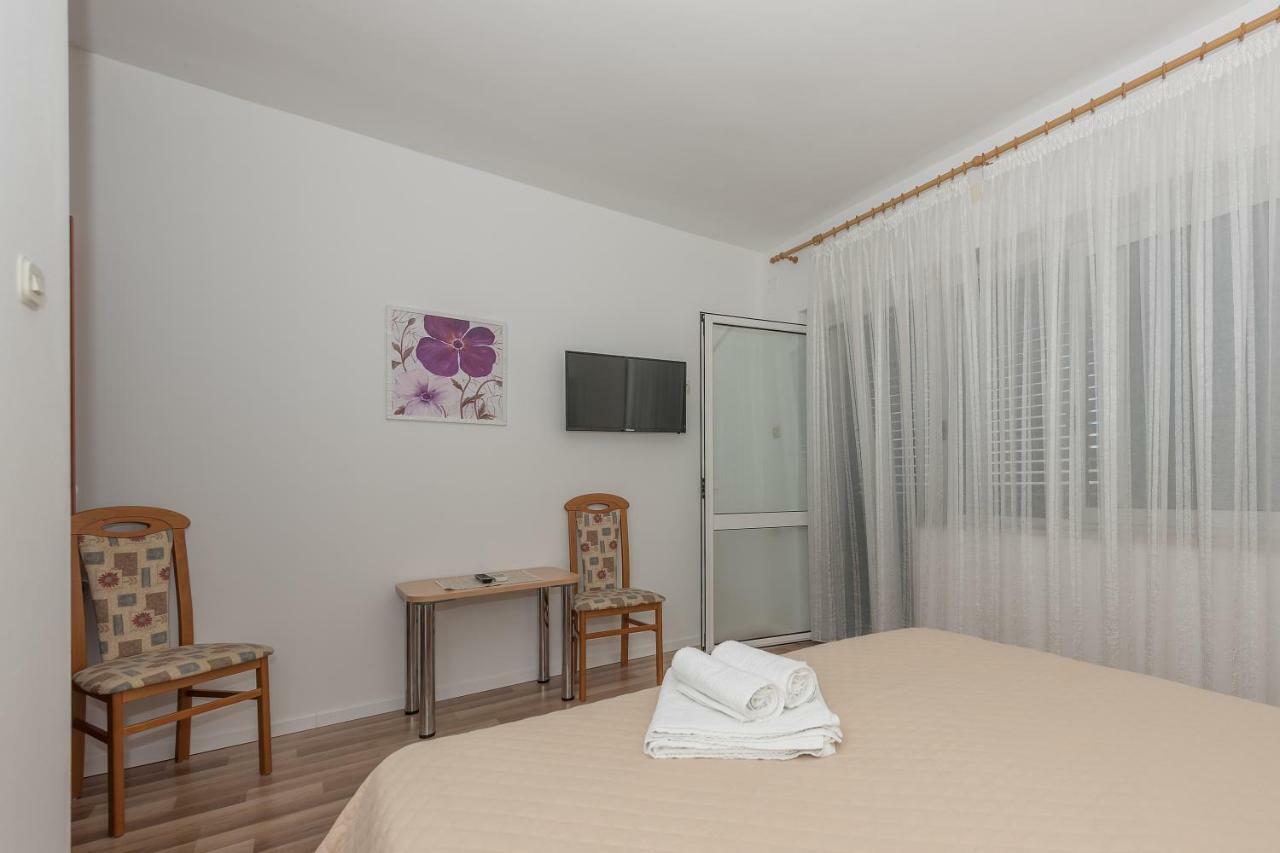 Apartmani Mona Makarska Exteriör bild