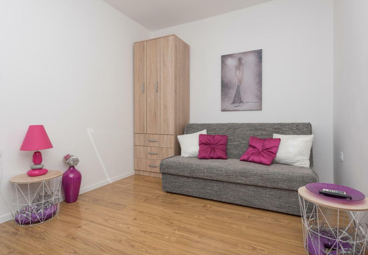 Apartmani Mona Makarska Exteriör bild
