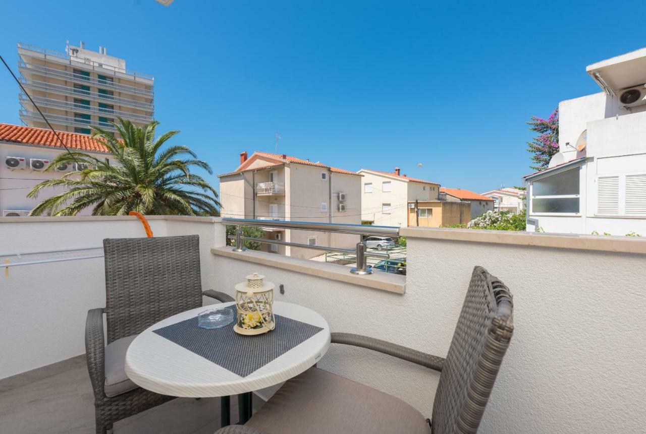 Apartmani Mona Makarska Exteriör bild